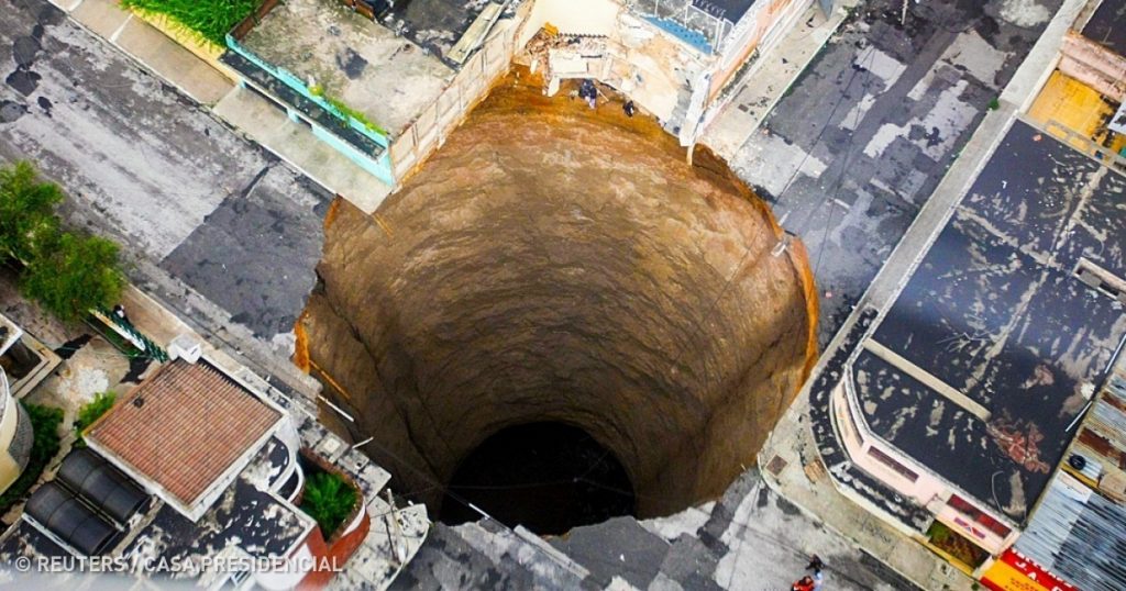 12 hatalmas lyuk a Földön, amelytől eláll a lélegzeted