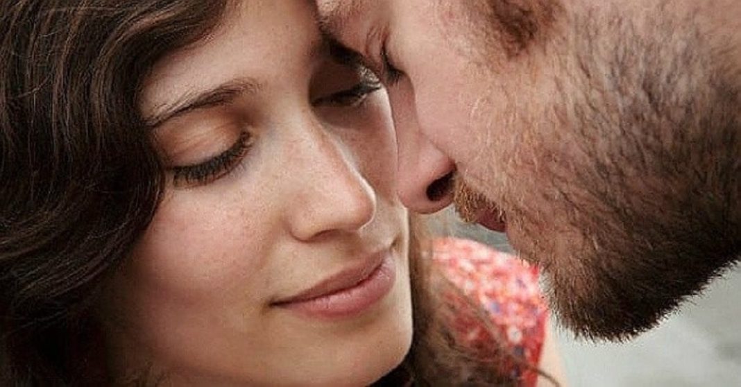 Kiderült, a férfiak olyan nőkbe szeretnek bele, akik a következő tulajdonsággal rendelkeznek! Kiderült, a férfiak olyan nőkbe szeretnek bele, akik a következő tulajdonsággal rendelkeznek!