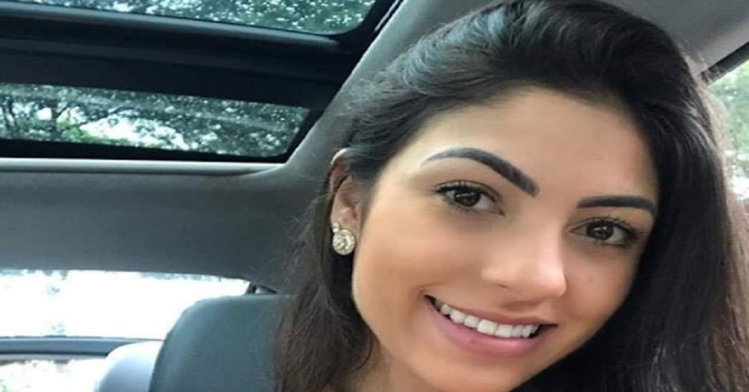 Csak azért, mert roma származású kislányunk, sokan lenézték hogy nem viszi semmire. Nem kérek mást, csak tekintsétek meg alkotásait, és biztassátok őt két jó szóval! Csak azért, mert roma származású kislányunk, sokan lenézték hogy nem viszi semmire. Nem kérek mást, csak tekintsétek meg alkotásait, és biztassátok őt két jó szóval!