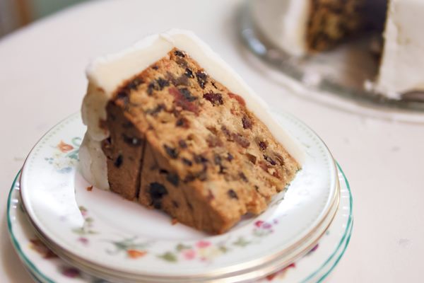 Angol karácsonyi torta hófehér marcipán bevonattal Angol karácsonyi torta hófehér marcipán bevonattal