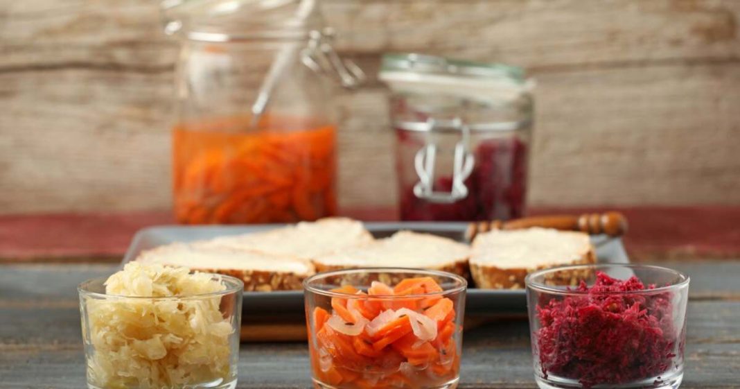 Mit együnk a vajas kenyerünk mellé? Mit együnk a vajas kenyerünk mellé?