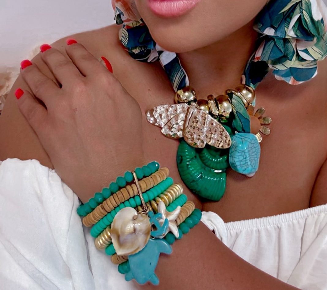 Stranddivat 2025 – fürdőruhák és kiegészítők, amiben magabiztos lehetsz Stranddivat 2025 – fürdőruhák és kiegészítők, amiben magabiztos lehetsz