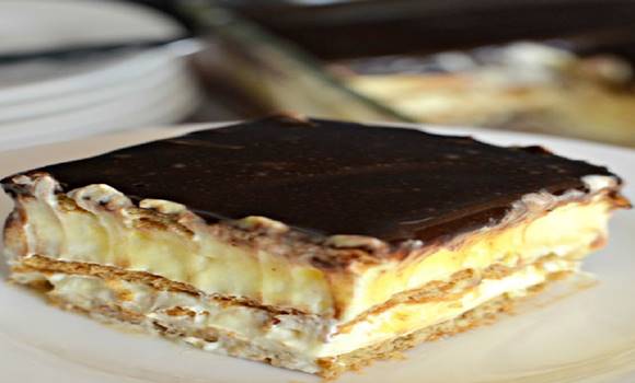 Ez hódít idén: madártejszelet, amit még sütnöd sem kell! Ez hódít idén: madártejszelet, amit még sütnöd sem kell!