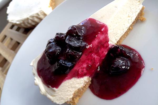 Megőrül a világ ezért a sajttortáért! 10 perc alatt kész és még sütni sem kell! Megőrül a világ ezért a sajttortáért! 10 perc alatt kész és még sütni sem kell!