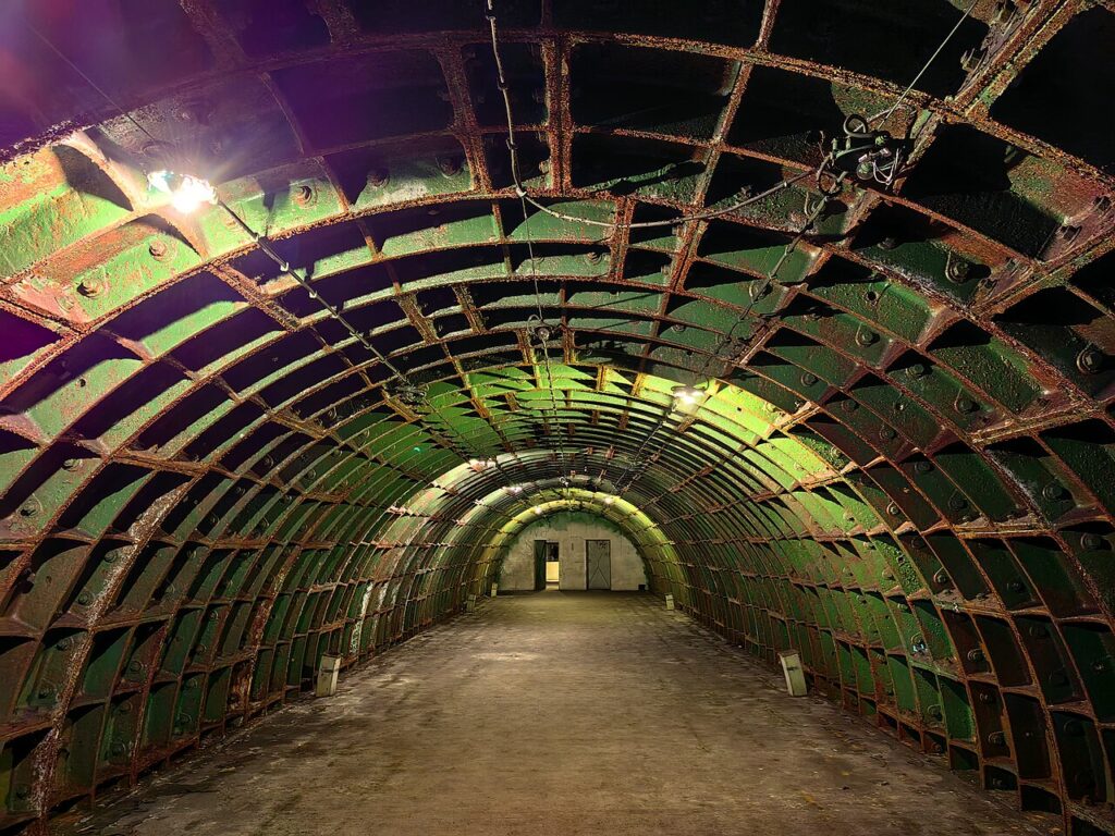 Titkos bunker és vízbe veszett járatok: mi rejtőzik Budapest alatt?